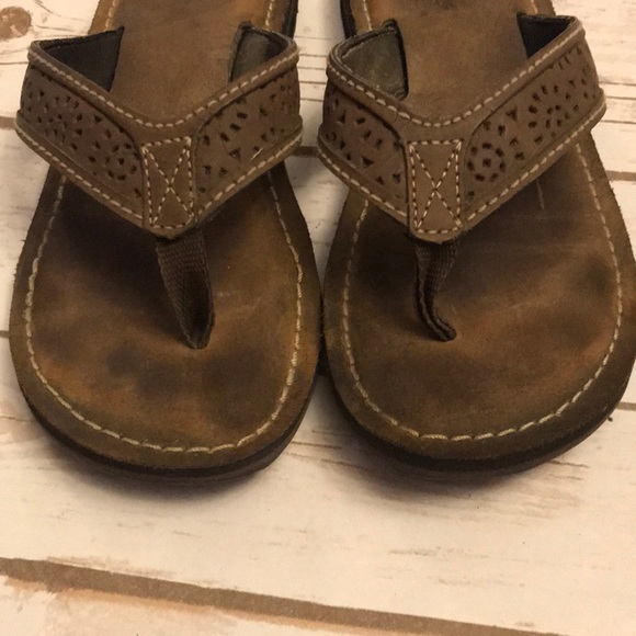 🌴🐟 Clark’s leather sandals 🌴🐟 - Picture 3 of 8